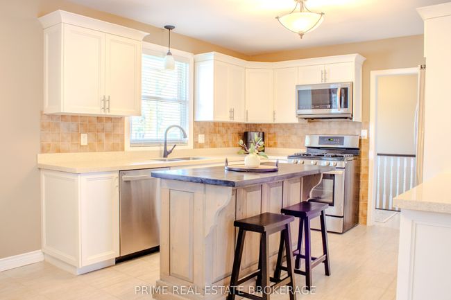 254 Pryde Blvd, House other with 4 bedrooms, 2 bathrooms and 4 parking in Exeter ON | Image 7