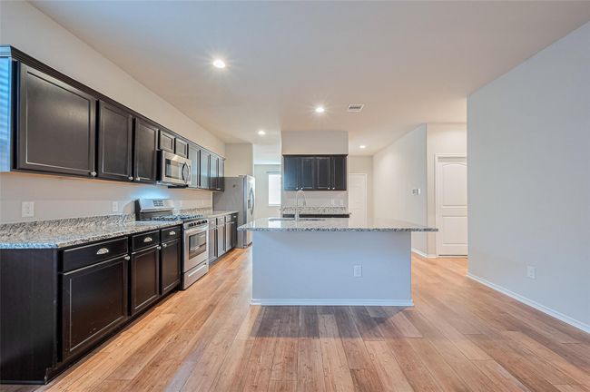 Kitchen | Image 18