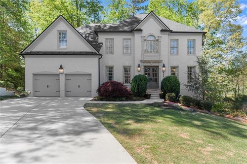 680 Copper Creek Cir, Milton, GA, 30004-4307 | Card Image