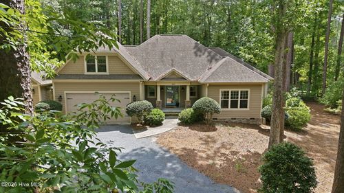 497 Clearfield Ln, Southern Pines, NC, 28387-7112 | Card Image
