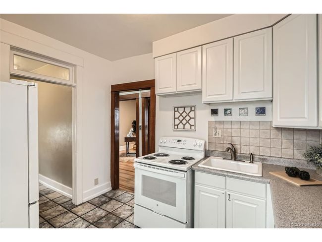 827 S Sherman St, House other with 2 bedrooms, 1 bathrooms and null parking in Denver CO | Image 16