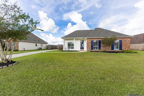 28303 Lake Borgne Ave, Livingston, LA, 70754-2660 | Card Image