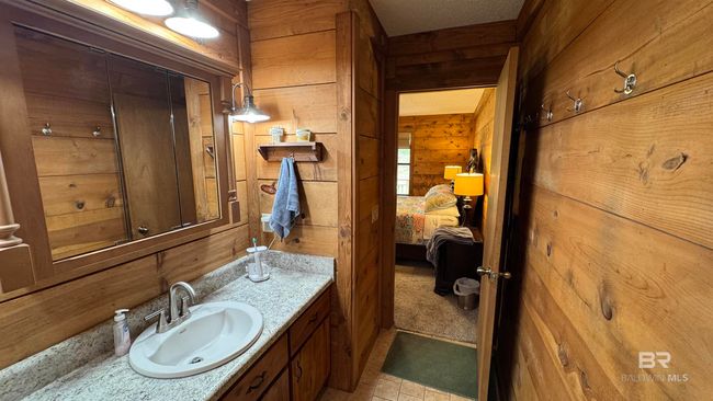 Bathroom | Image 22