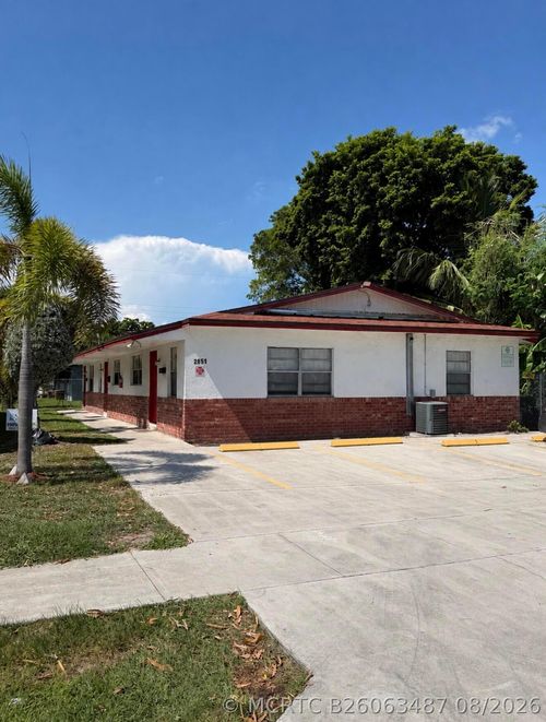 1-3-2851 Nw 11th Pl, Fort Lauderdale, FL, 33311-5606 | Card Image