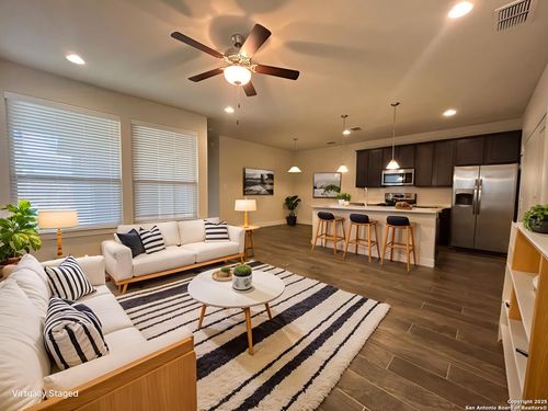 22a-737 Milestone Park, New Braunfels, TX, 78130-5184 | Card Image