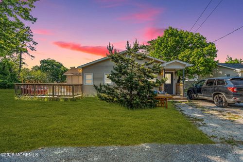 2025 7th Ave, Toms River, NJ, 08757-3006 | Card Image