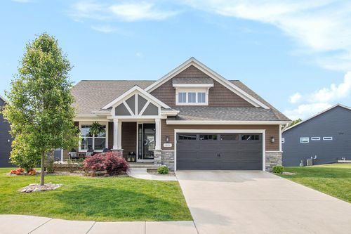821 Janelle Ct, Portage, MI, 49024-7305 | Card Image