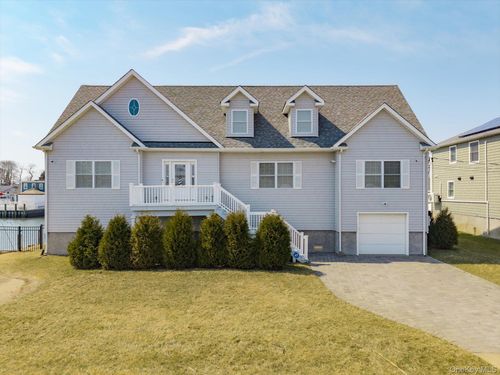 10 Delta Rd, Massapequa, NY, 11758-5503 | Card Image