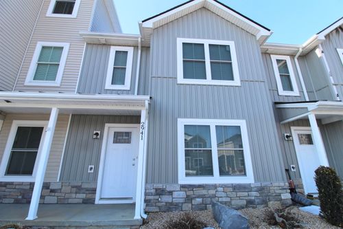 2941 Locust Grove Ct, Rockingham, VA, 22801-3975 | Card Image