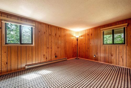 23 Cornell Way, Wilmington, VT, 05363 | Card Image