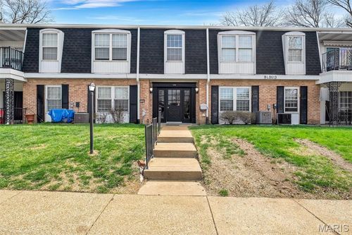 c-1680 Herault Pl, Saint Louis, MO, 63125-2629 | Card Image