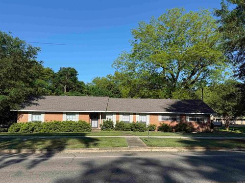 102 S 4th St, Nashville, AR, 71852-2436 | Card Image