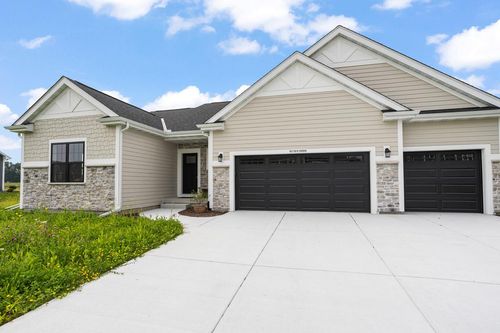 N119W15005 Ivy Lane, Germantown, WI, 53022 | Card Image