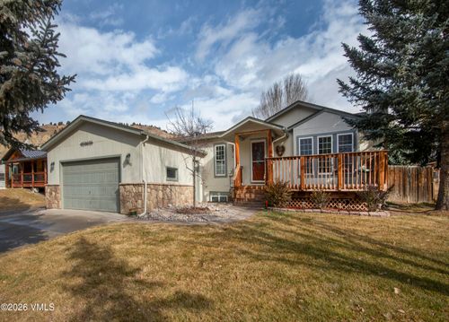 430 Poryphyry Rd, Gypsum, CO, 81637-5333 | Card Image