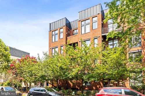 apt-105-245 15th St Se, WASHINGTON, DC, 20003-2475 | Card Image