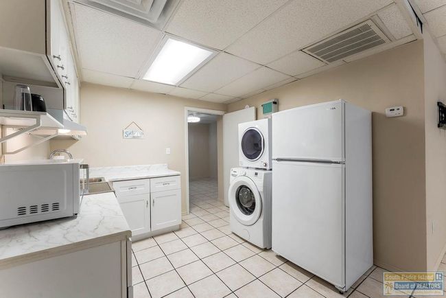 5712 Padre Blvd., Home with 6 bedrooms, 6 bathrooms and null parking in South Padre Island TX | Image 22