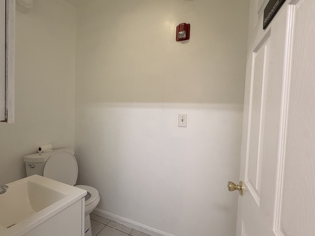 Commercial Lease in Somerville 5