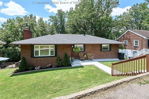 106 Sheridan Cir, Charleston, WV, 25314-1047 | Card Image