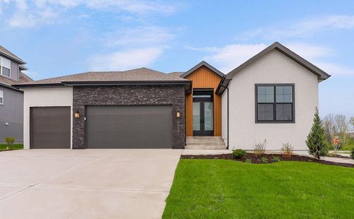 16506 S Loiret St, Olathe, KS, 66062-9019 | Card Image