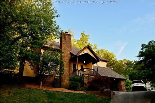 5427 Hillbrook Dr, Charleston, WV, 25313-1678 | Card Image