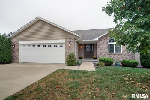 1122 Stone Crest Villa Dr, Quincy, IL, 62305-4408 | Card Image