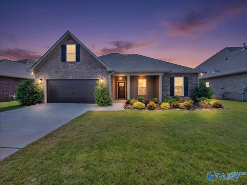 129 Amanda Deann Dr, New Market, AL, 35761-4400 | Card Image