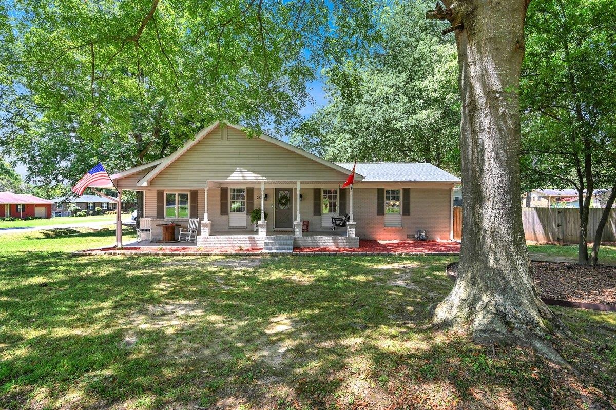 2611 Celestial Dr, For Sale in Hartselle Zoocasa