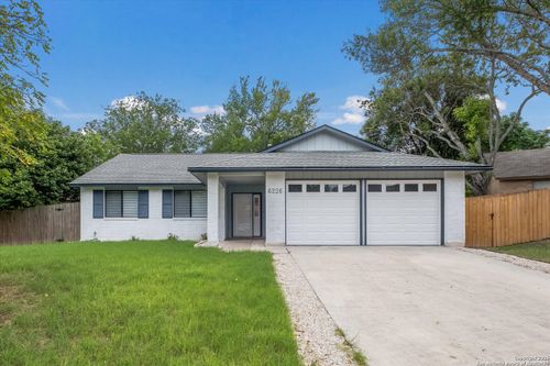 6226 Cherrywest Cir, San Antonio, TX, 78240-2141 | Card Image