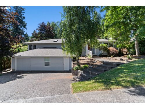 304 Se 16th St, Gresham, OR, 97080-9321 | Card Image