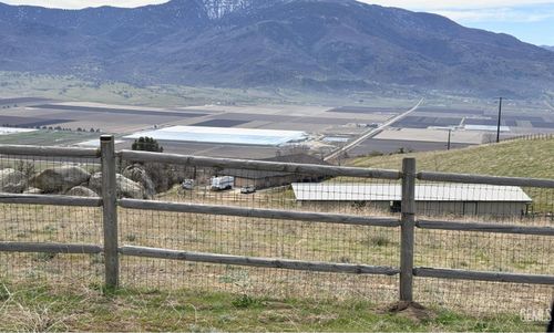 26750 Skyline Drive, Tehachapi, CA, 93561 | Card Image
