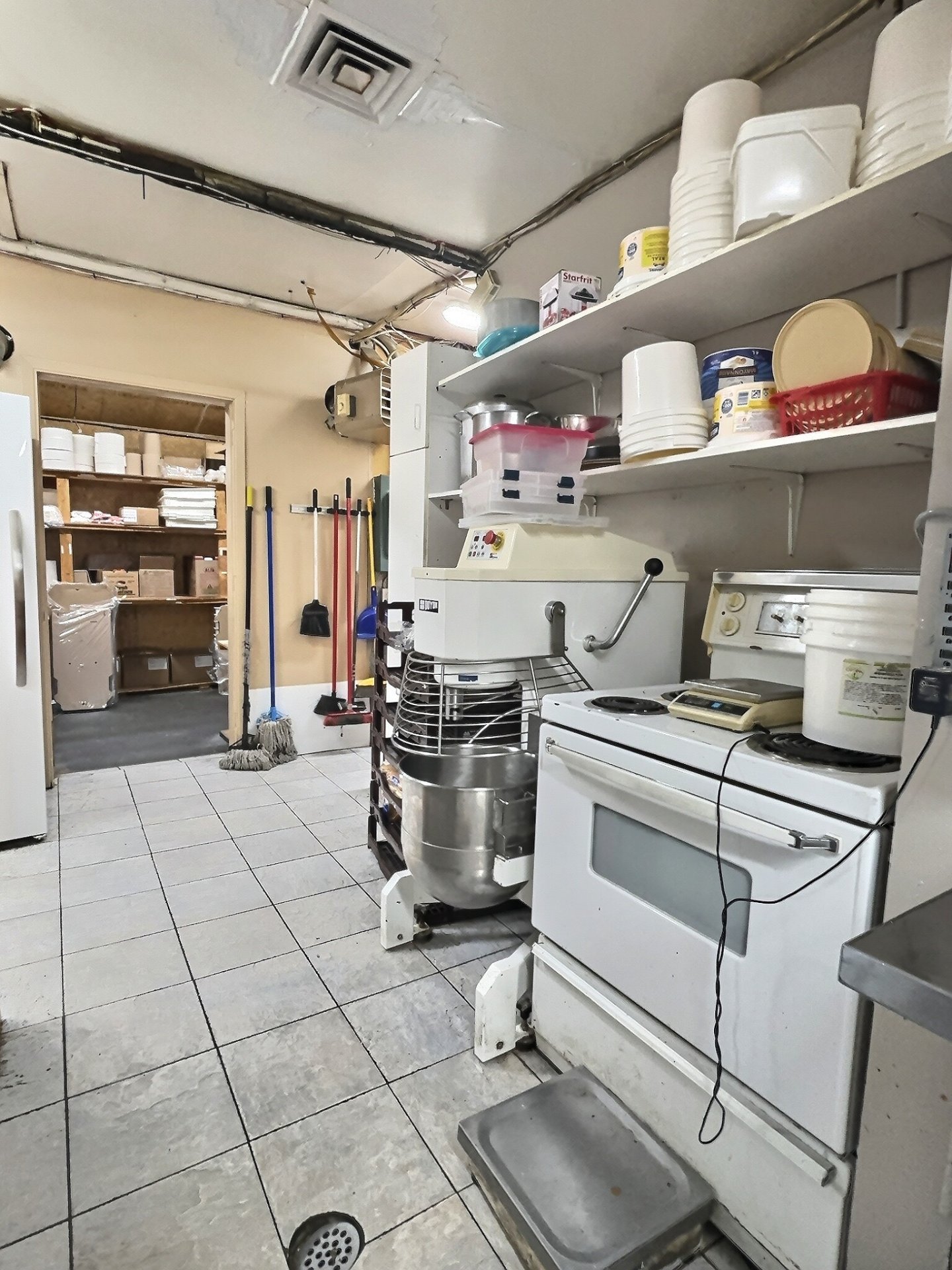 Commercial Sale in Ville-Marie 2