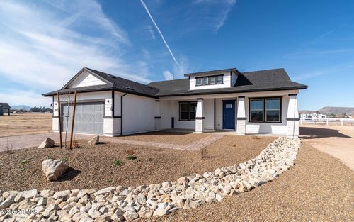2730 Nelson Ln, Chino Valley, AZ, 86323-8261 | Card Image