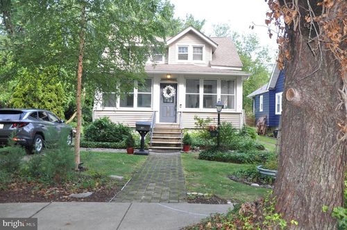 527 Dwight Ave, OAKLYN, NJ, 08107-1911 | Card Image