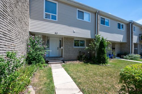 43 - 711 Osgoode Dr, Condo with 4 bedrooms, 2 bathrooms and null parking in London ON | Card Image