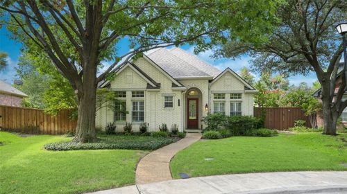 3022 Abbey Ln, Farmers Branch, TX, 75234-7837 | Card Image