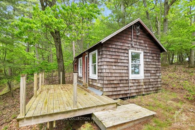 1 Little Grenadier N/A, House other with 8 bedrooms, 5 bathrooms and null parking in Leeds and the Thousand Islands ON | Image 23