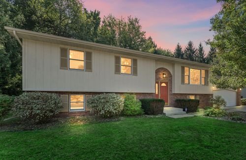 586 Fargo Rd, Westville, IN, 46391 | Card Image