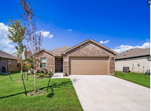 1418 Brindle Dr, Greenville, TX, 75402-7615 | Card Image