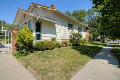 602 12 C St N, House detached with 3 bedrooms, 1 bathrooms and 4 parking in Lethbridge AB | Image 3