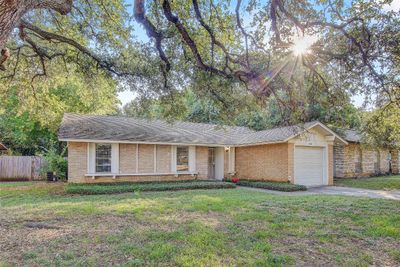 909 Glen Oak Drive, House other with 3 bedrooms, 1 bathrooms and 2 parking in Austin TX | Image 1