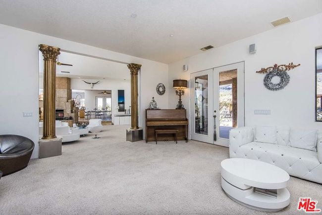3569 Calmada Rd, House other with 6 bedrooms, 7 bathrooms and null parking in Pioneertown CA | Image 10