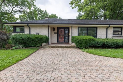 1501 W Talcott Rd, Park Ridge, IL, 60068-4462 | Card Image