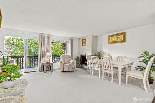 apt-22-13558 37th Ave S, Tukwila, WA, 98168-3947 | Card Image