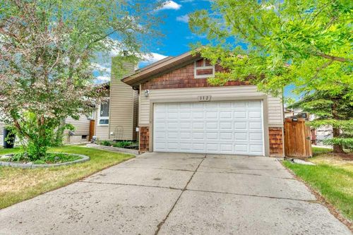 112 Mountain Circle Se, Airdrie, AB, T4A1X1 | Card Image