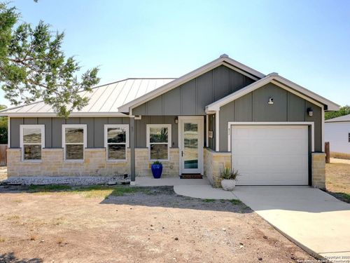 6766 Spring Branch Rd, Spring Branch, TX, 78070-5168 | Card Image