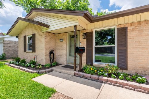 1213 Trellis Dr, Garland, TX, 75040-5157 | Card Image