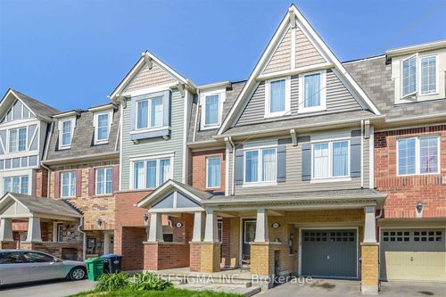 92 Lathbury St, Brampton, ON, L7A0R8 | Card Image