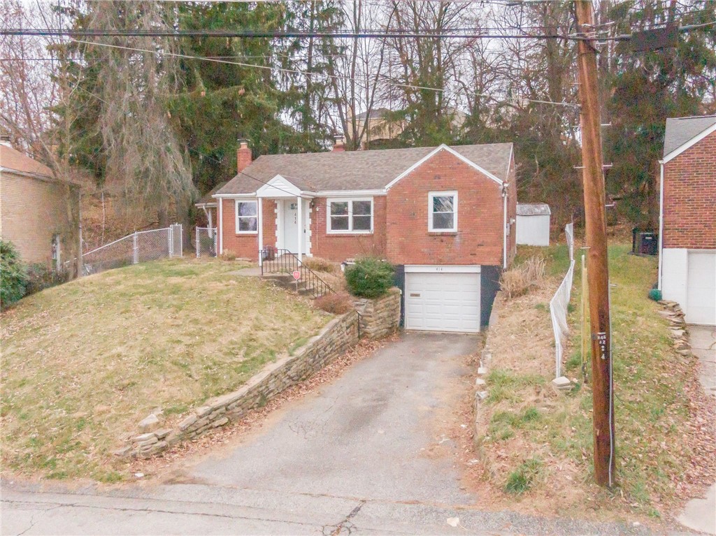 Pennwood Dr, Pittsburgh, PA 15235