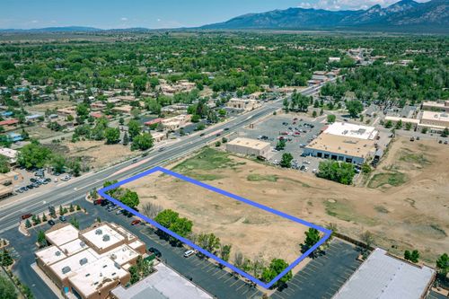 613 Paseo Del Pueblo Sur, Taos, NM, 87571-5228 | Card Image