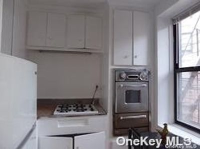 3K - 100-25 Queens Boulevard, Condo with 0 bedrooms, 1 bathrooms and null parking in Forest Hills NY | Image 2